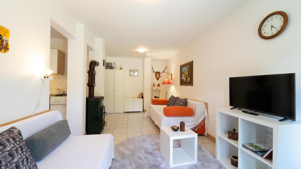 Karolina Apartment Fuzine Ngoại thất bức ảnh